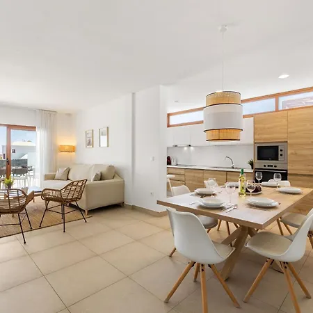 Altos Gadea 9b By Escape Playa Blanca (Lanzarote)