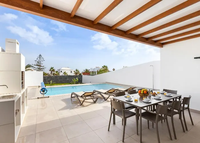 Altos Gadea 9b By Escape Villa Playa Blanca