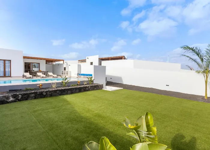 Altos Gadea 9b By Escape Playa Blanca