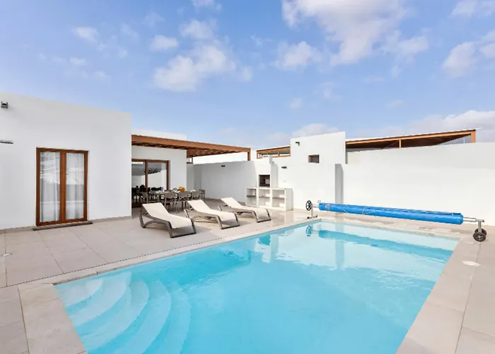 Villa Altos Gadea 9b By Escape